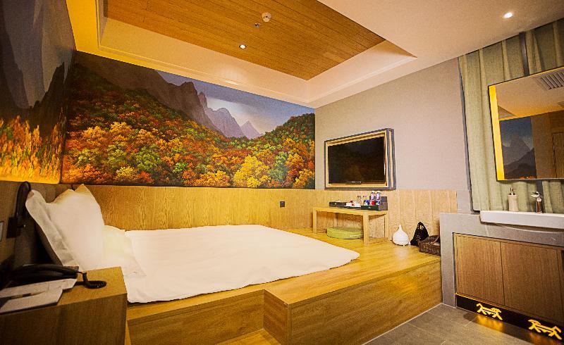 Qiu Guo Hotel Hua Mao Chaoyang  Luaran gambar